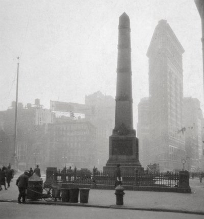 Flatiron Building, New York City, USA - J. Dearden Holmes