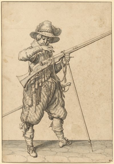 Un soldat de garde soufflant l
