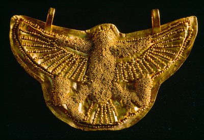Pendentif faucon doré du Musée d