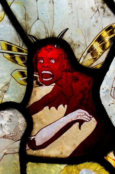 Diable, vitrail, Église de Sainte Marie-Madeleine, Rowington Close, Paddington, Londres - James O Davies