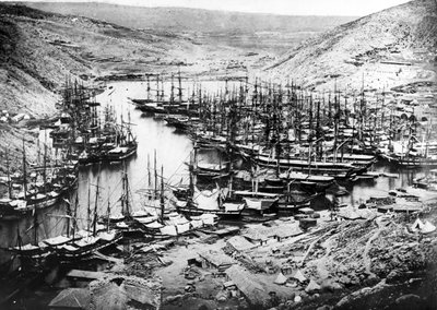 Port de Balaklava pendant la guerre de Crimée, vers 1855 - James Robertson