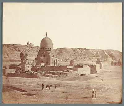 Égypte. Le Caire. Nécropole du Sud. Au premier plan, le mausolée de Sudun (1504) ; à l