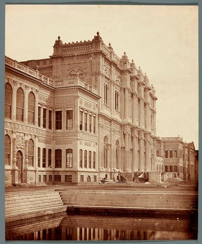 Istanbul. Palais de Dolmabahçe [Dolmabahçe Sarayı] - James Robertson