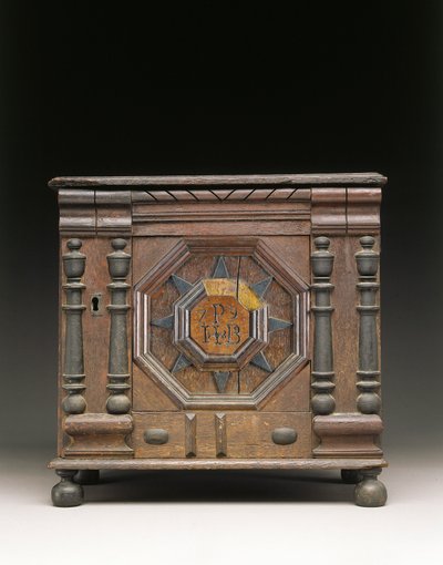 Le cabinet de valeurs sculpté et appliqué de Joseph et Bathsheba Pope, Salem, Massachusetts, 1679 - James Symonds