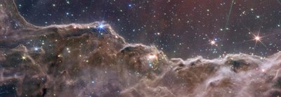Falaises cosmiques dans la nébuleuse de la Carène (Image composite NIRCam et MIRI) - James Webb Space Telescope (NASA)