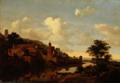 Une ville fortifiée au-dessus d