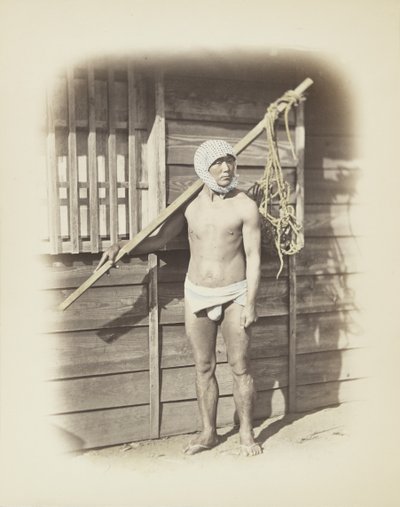 Homme avec panier de pêche - Japanese Photographer