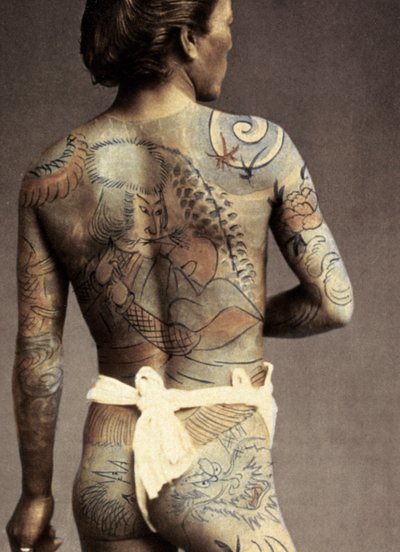 Homme avec tatouage traditionnel japonais Irezumi, c.1880 - Japanese Photographer