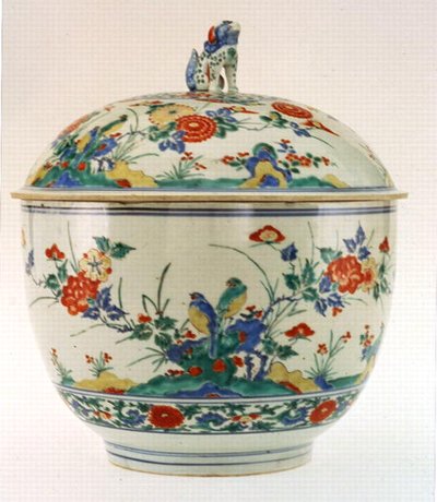 Bol avec couvercle, période Edo (porcelaine peinte) - Japanese School