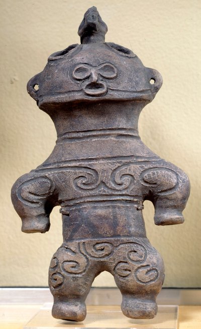 Statuette Dogu Japon, hauteur 20 cm, Néolithique, période Jomon - Japanese School