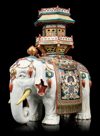 Éléphant de style Kakiemon - Japanese School