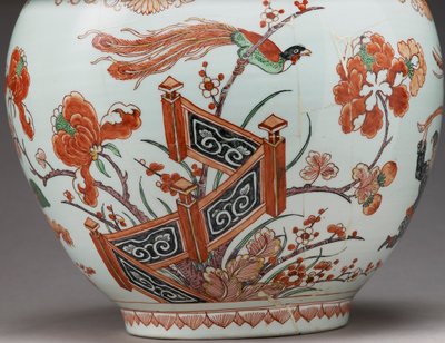 Grand vase bouteille, décoré en Hollande dans le style Imari, Ko-Imari, fin du XVIIe siècle (faïence avec émaux sur glaçure) - Japanese School
