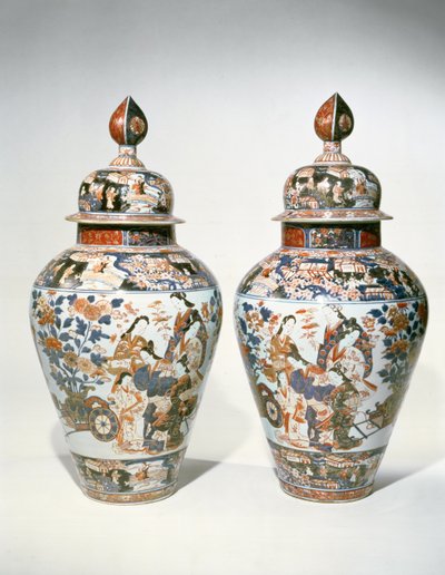 Paire de vases balustres Imari et couvercles - Japanese School