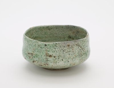 Bol à thé avec faux sceau Raku, atelier Raku inconnu - Japanese School