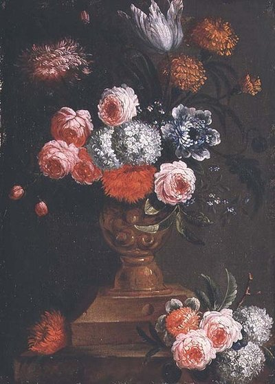 Tulipes, soucis, viorne, myosotis, roses et autres fleurs dans une urne - Jean Baptiste (attr. to) Bosschaert