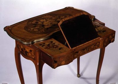 Table à écrire mécanique, c.1760 (chêne plaqué et bronze doré) - Jean Francois Oeben
