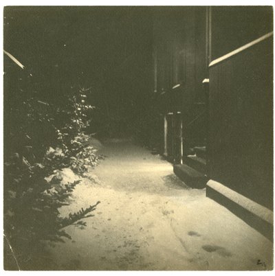 Bellingham Court, Boston, USA, vers 1902-10 - Jessie Tarbox Beals