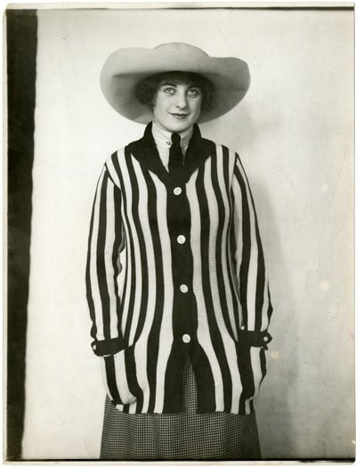 Pull blazer et chapeau en feutre, Forsythe, vers 1905-18 - Jessie Tarbox Beals