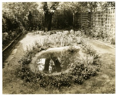 Jardin de Mme W H Wells, 265 W 11th, Greenwich Village, New York, USA, vers 1936-37 - Jessie Tarbox Beals