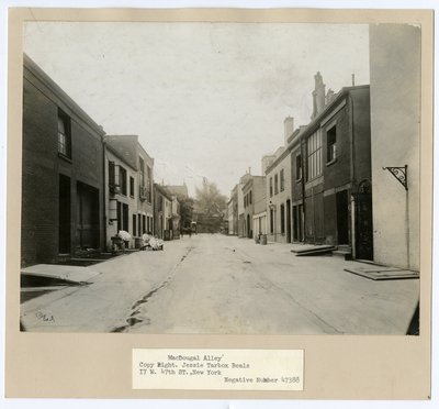 MacDougal Alley, Greenwich Village, New York, USA - Jessie Tarbox Beals