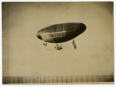 Dirigeable "Ville de St Mande" - Jessie Tarbox Beals