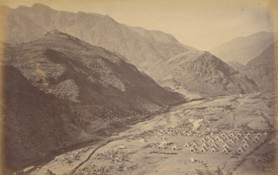 Ali Musjid et camp de Sultan Tarra, montrant Sunga où le major Birch et le lieutenant Fitzgerald, du 27e régiment d