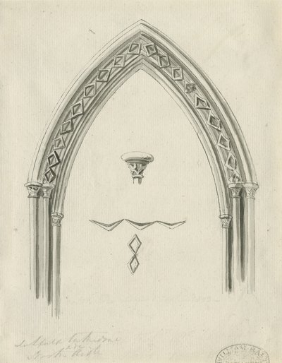 Intérieur de la cathédrale de Lichfield - Arche dans l