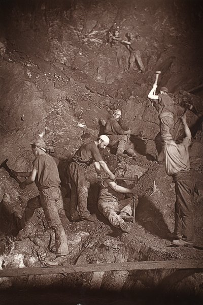 Sous-niveau, mine East Pool, illustration de 