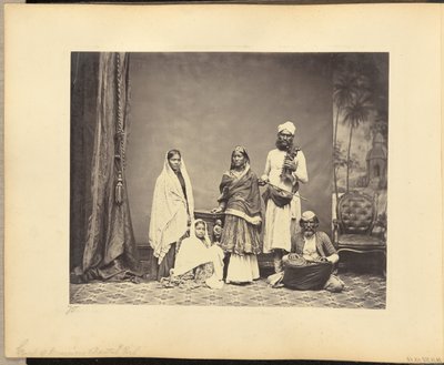 Groupe de musiciens et Nautch Girl - John Edward Saché