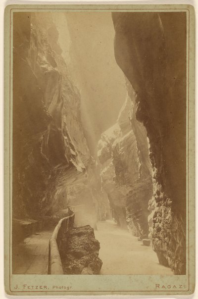 Source des bains de Pfaefers (Suisse). - John Fetzer