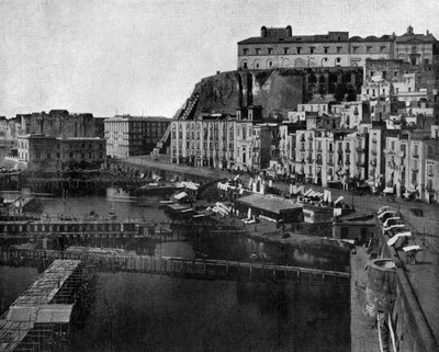 Sainte Lucie à Naples photo par John Lawson Stoddard (1850-1931) Voyageur et conférencier Publication éducative pour Chicago (photo n/b) - John Lawson Stoddard