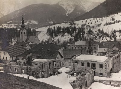 Album "Meine weltkriegs - Erinnerungen South-West Front (Carinthie, Italie, Tyrol du Sud) 31/03/1915-12/11/1918 - Josef Zohles Wien": décombres à Tarvisio - Josef Zohles