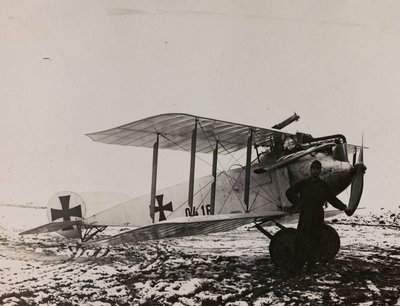 Album "Meine weltkriegs - Erinnerungen South-West Front (Carinthie, Italie, Tyrol du Sud) 31/03/1915-12/11/1918 - Josef Zohles Wien": avion autrichien - Josef Zohles