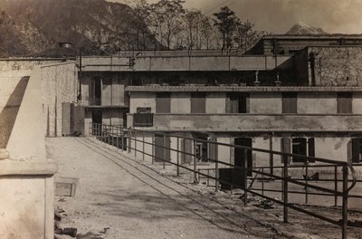 Album "Meine weltkriegs - Erinnerungen South-West Front (Carinthie, Italie, Tyrol du Sud) 31/03/1915-12/11/1918 - Josef Zohles Wien": la forteresse de Chiusaforte - Josef Zohles