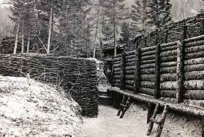 Barrière en rondins de bois - Josef Zohles