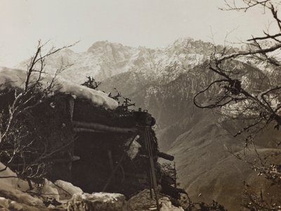 Album "Meine weltkriegs - Erinnerungen South-West Front (Carinthie, Italie, Tyrol du Sud) 31/03/1915-12/11/1918 - Josef Zohles Wien": refuge militaire à Brisia - Josef Zohles