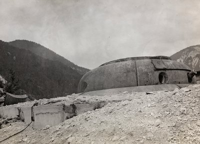 Album "Meine weltkriegs - Erinnerungen South-West Front (Carinthie, Italie, Tyrol du Sud) 31/03/1915-12/11/1918 - Josef Zohles Wien": Fort Hensel - Josef Zohles