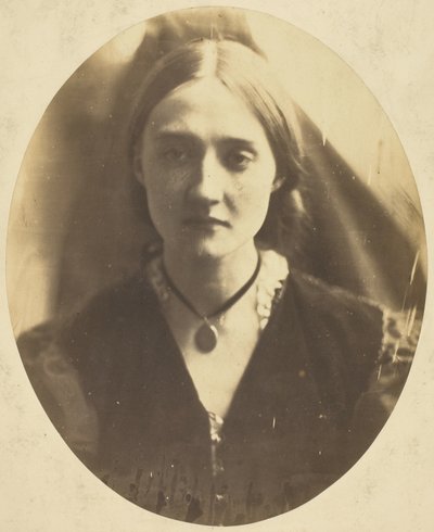 Mme Herbert Fisher - Julia Margaret Cameron