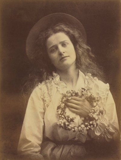Reine de mai, 1875 - Julia Margaret Cameron