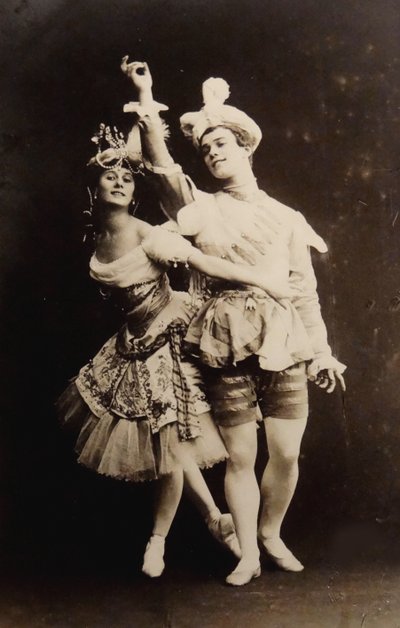 Anna Pavlova et Vaslav Nijinsky dans le ballet Le Pavillon d