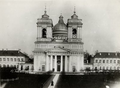 La cathédrale de la Trinité du monastère Saint-Alexandre-Nevski à Saint-Pétersbourg, années 1910 - Karl Karlovich Bulla