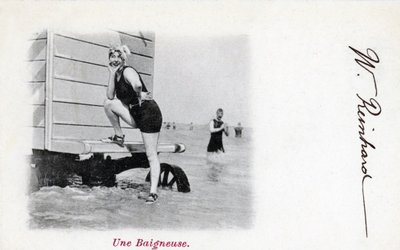Femmes en maillots de bain, vers début 1900 (carte postale) - Alec Hunter