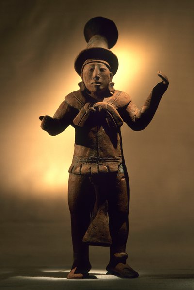 Artefact, Cancuen, Guatemala, Arthur Demarest, Tomas Barrientos, Maya, palais, Classi..., 2004 (photo) - Kenneth Garrett