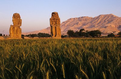 Colosses de Memnon; Amenhotep III - Kenneth Garrett