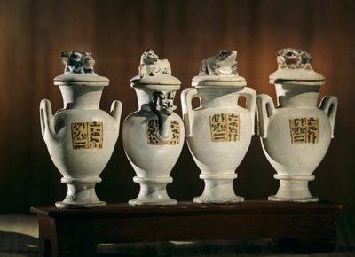 Vases factices, Tjuya; KV 46; Vallée des Rois; règne d
