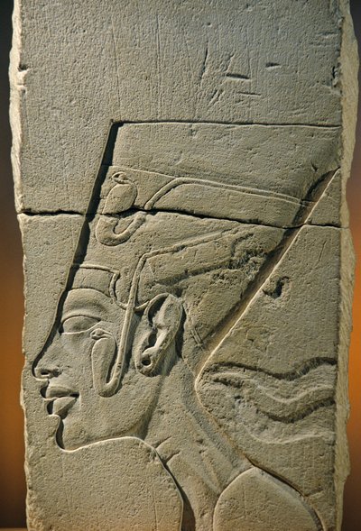 Modèle de sculpteur de la tête en bas-relief de Néfertiti, Amarna; Temple d