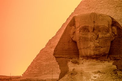 Coucher de soleil sur le plateau de Gizeh et les pyramides, Égypte, Ancien Empire, Sphinx - Kenneth Garrett