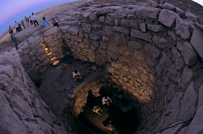 Urkesh, Empire Hourrite, Syrie, 2400 av. J.-C., Giorgio Buccellati, Abi, accès au monde souterrain, 2004 - Kenneth Garrett