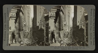 En haut de Broad St. près de Wall St., surplombant le "Curb Market", au nord du Stock Exchange et du Sub-Treasury, New York City - Keystone View Company