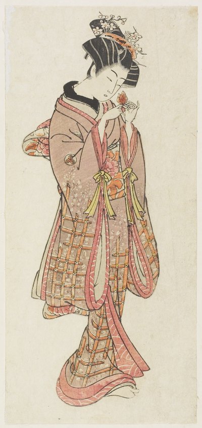 Jeune femme examinant une cerise de terre - Kitao Shigemasa